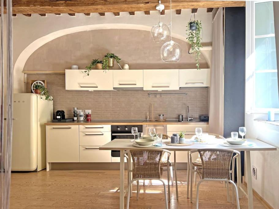Suite 9, Parma Centro מראה חיצוני תמונה