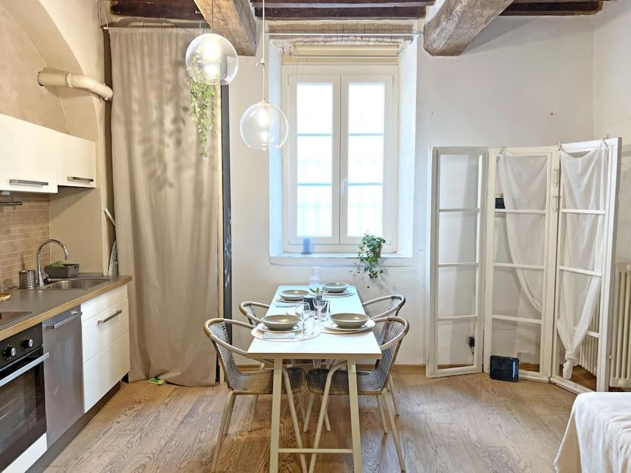 Suite 9, Parma Centro מראה חיצוני תמונה