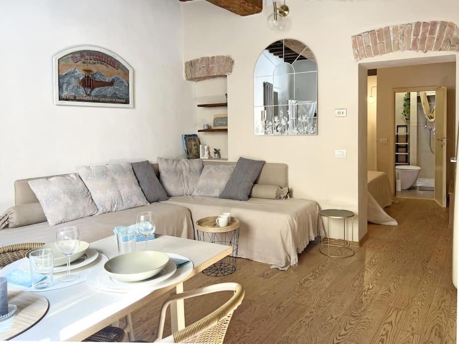 Suite 9, Parma Centro מראה חיצוני תמונה